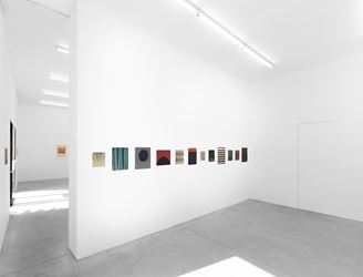Exhibition view: Jeff McMillan, Dark Parade, Kristof De Clercq gallery, Ghent (23 September–21 October 2018). Courtesy Kristof De Clercq gallery. 
