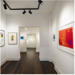Installation view: Group Exhibition, Printed Perspectives, Dellasposa Gallery, London (23 November 2023–5 January 2024). Courtesy Dellasposa Gallery, London.