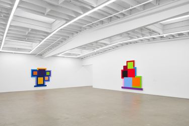 Exhibition view: Peter Halley, Karma, Los Angeles (14th January–4 March 2023). Courtesy Karma.