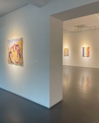 Exhibition view: Neha Vedpathak, I Dwell in Possibility, Sundaram Tagore, Singapore (4 June–6 August 2022). Courtesy Sundaram Tagore.