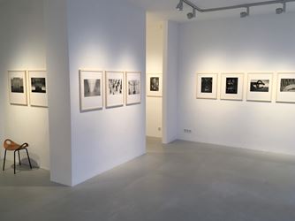 Exhibition view: Barbara Klemm, Sculptures & Photography, Galerie—Peter—Sillem, Frankfurt (29 February–6 June 2020). Courtesy Galerie—Peter—Sillem.