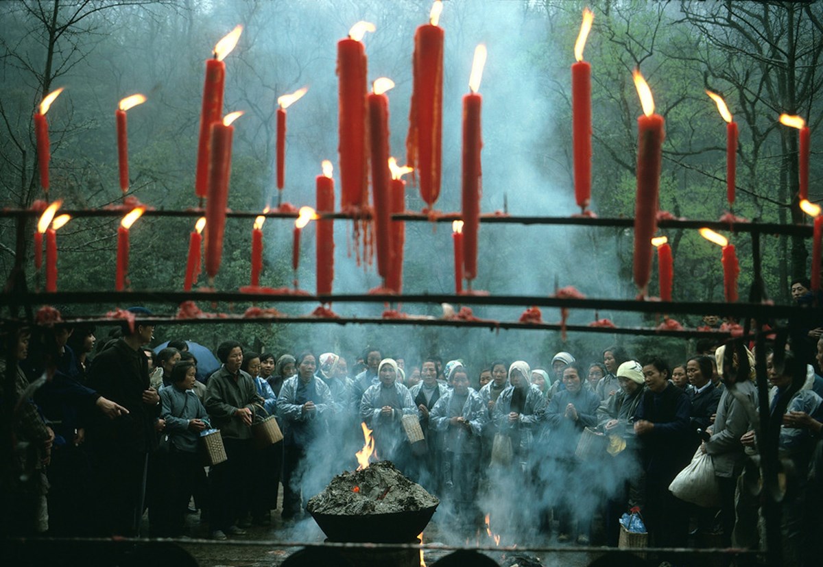 Qingming Festival, Hangzhou, China, 1983 by Hiroji Kubota Ocula