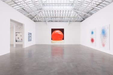 Exhibition view: Luc Tuymans, Eternity, David Zwirner, Paris (10 June-23 July 2022). Courtesy David Zwirner.