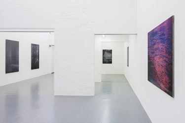 Exhibition view: Dirk Braeckman, FERNWEH, Zeno X Gallery, Antwerp (10 March–24 April 2021). Courtesy Zeno X Gallery. Photo: Peter Cox.