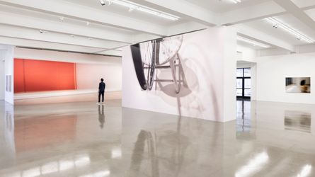 Exhibition view: Louise Lawler, GOING THROUGH THE MOTIONS, Sprüth Magers, Los Angeles (10 November 2023–10 February 2024). Courtesy the artist and Sprüth Magers.
