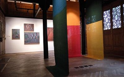 Exhibition view: Xiong Wenyun, The Flowing Rainbow, A Thousand Plateaus Art Space, Chengdu (21 May–21 June 2016). Courtesy A Thousand Plateaus Art Space, Chengdu.