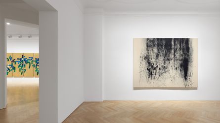 Exhibition view: Darren Almond, Distant Silence, Galerie Max Hetzler, Berlin (4 November–23 December 2022). Courtesy the artist and Galerie Max Hetzler, Berlin | Paris | London. Photo: def image.