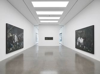 Exhibition view: Cinga Samson, Nzulu yemfihlakalo, White Cube, London (7 July–26 August 2023). Courtesy White Cube.