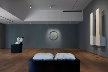 Exhibition view: Elmgreen & Dragset, Pace Gallery, East Hampton (8 October–15 November 2020). © Elmgreen & Dragset. Courtesy Pace Gallery.