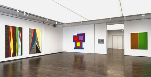 Exhibition view: Group Exhibition, Cartographies of Colour, Galerie Thomas, Munich (29 April–16 June 2022). Courtesy Galerie Thomas.