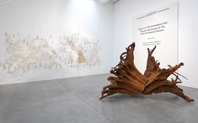 Exhibition view: Ai Weiwei, Roots, Lisson Gallery, Bell St, London (2 October–2 November 2019). Courtesy the artist and Lisson Gallery.