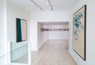Exhibition view: Sam Lock, not the time of clocks, Cadogan Gallery, London (11 October 2022–11 November 2022). Courtesy Cadogan Gallery. 