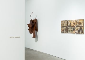 Exhibition view: Marcelo Silveira, Hotel Solidão, Galeria Nara Roesler, New York (8 March–23 April 2022). Courtesy Nara Roesler. 