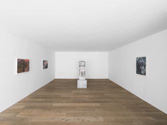 Exhibition view: Thomas Houseago, Recovery Works, Xavier Hufkens, 107 rue St-Georges, St-Jorisstraat (3 September–10 October 2020). Courtesy Xavier Hufkens, Brussels.