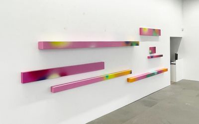 Exhibition view: Yanis Khannoussi, Ce que l'Horizon nous cache, Dumonteil Contemporary, Paris (1 July–30 September 2022). Courtesy Dumonteil Contemporary.