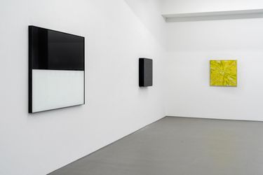 Exhibition view: Infinity, Buchmann Galerie, Berlin (25 March–23 April 2022). Courtesy Buchmann Galerie.