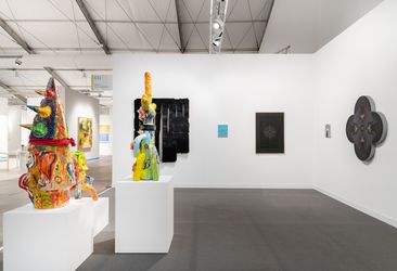 Exhibition view: Booth C11, Jhaveri Contemporary, Frieze London (12–16 October 2022). Courtesy Jhaveri Contemporary.