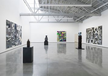 Exhibition view: Huma Bhabha and Michael Williams, Bhabha Williams, David Kordansky Gallery, Los Angeles (21 January–25 February 2023). Courtesy David Kordansky Gallery. Photo: Jeff McLane.