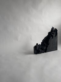 Shanshui (Shard) 01 by Kien Situ contemporary artwork sculpture