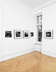 Exhibition View: Moryra Davey & Peter Hujar, Galerie Buchholz, Berlin (17 February–11 April 2020). Courtesy Galerie Buchholz Berlin/Cologne/New York.