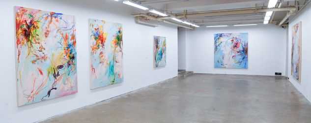 Exhibition view: Wang Xiyao, A dance to fly in the blossoming trees, A Thousand Plateaus Art Space, Chengdu (26 June–5 September 2021). Courtesy A Thousand Plateaus Art Space.