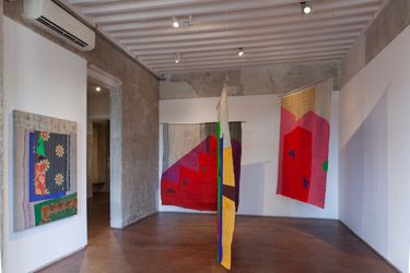 Exhibition view: Shezad Dawood, House in a Garden, Jhaveri Contemporary, Mumbai (11 November–31 December 2021). Courtesy Jhaveri Contemporary.