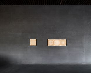 Exhibition view: Yuko Nasaka, Axel Vervoordt Gallery, Antwerp (6 June–31 August 2019). Courtesy Axel Vervoordt Gallery.