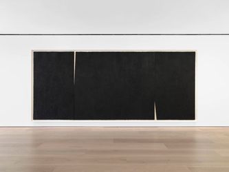 Exhibition view: Richard Serra, Six Large Drawings, David Zwirner, London (9 April–18 May 2024). Courtesy David Zwirner.