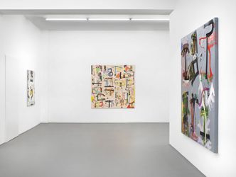 Exhibition view: Fiona Rae, Row Paintings, Buchmann Galerie, Berlin (5 November–22 January 2022). Courtesy Buchmann Galerie.