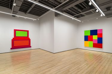 Exhibition view: Peter Halley, New Paintings, Almine Rech, Shanghai (8 December 2023–20 January 2024). © Peter Halley. Courtesy the Artistand Almine Rech. Photo: Alessandro Wang.