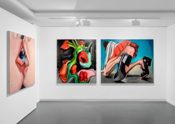 Exhibition view: Amanda Wall, Silvering, Almine Rech, Rue de Turenne, Paris (15 October–12 November 2022). Courtesy Almine Rech. Photo: Nicolas Brasseur.
