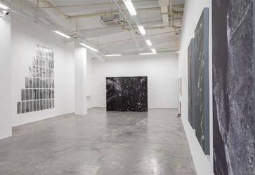 Exhibition view: Chen Xiaoyi, The Epoch of Rippling Hengduan Mountains：I Am Supposed to Tell You Some of the Words I Heard Deep Down in the Sea, A Thousand Plateaus Art Space, Chengdu (19 March–8 May 2022). Courtesy A Thousand Plateaus Art Space.