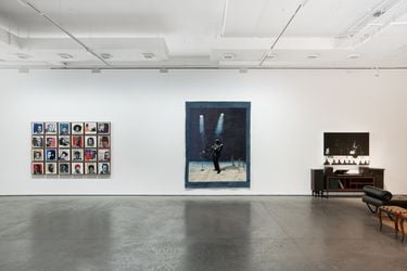 Exhibition view: Sam Nhlengethwa, Jazz and Blues at Night, Goodman Gallery, London (12 August–25 September 2021). Courtesy Goodman Gallery.