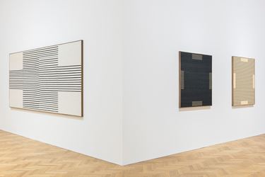 Exhibition view: Brent Wadden, sympathetic resonance, Pace Gallery, London (22 November 2018–11 January 2019). Courtesy Pace Gallery.