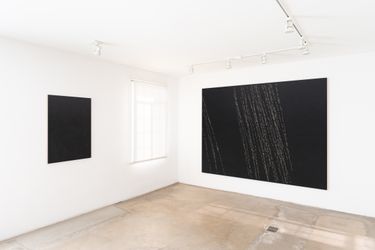 Exhibition view: Jorge Méndez Blake, I remember it was raining..., 1301PE, Los Angeles (1 June–29 July 2023). Courtesy 1301PE. Photo: Nice Day Photo