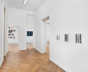 Exhibition view: Moyra Davey, Portrait / Landscape, Galerie Buchholz, Berlin (30 August–21 October 2017). Courtesy Galerie Buchholz. 