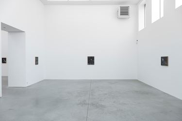Exhibition view: Pietro Roccasalva, The Argon Welder, Zeno X Gallery, Antwerp (29 January–14 March 2020). Courtesy Zeno X Gallery.