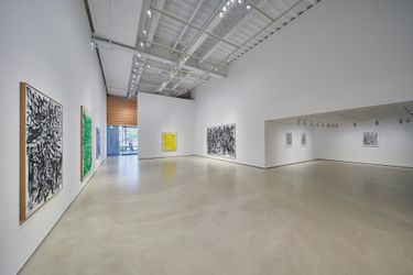 Exhibition view: Chris Succo: Recent Paintings, Whitestone Gallery, Taipei (6 May–17 June 2023). Courtesy Whitestone Gallery.