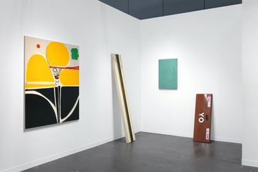 Installation view, artwork, left to right: Susumu Kamijo, Kaz Oshiro. Photo: Pierre Le Hors