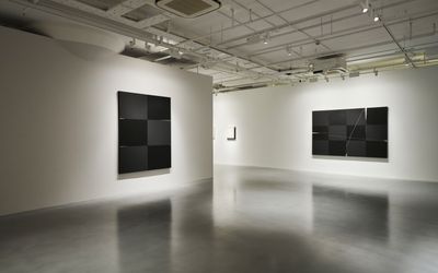 Exhibition view: Qian Jiahua, The Great Game of Go, Pearl Lam Galleries, Shanghai (13 January–16 March 2024). Courtesy Pearl Lam Galleries.