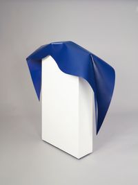 Femme allongée by Francesco Moretti contemporary artwork sculpture