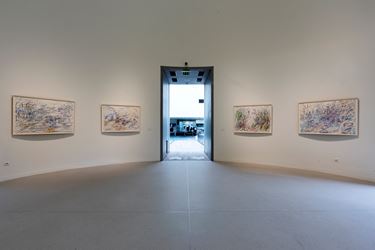Exhibition view: Janaina Tschäpe, Contemporary counterpoint #5, Musée l’Orangerie, Paris (21 October 2020–15 February 2021). Photo: © Sophie Crépy / Musée de l'Orangerie.