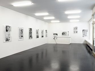 Exhibition view: Michael Krebber, Respekt Frischlinge, Galerie Buchholz, Cologne (21 September–3 October 2007). Courtesy Galerie Buchholz.