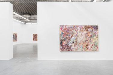 Exhibition view: Larry Poons, Recent Paintings, Almine Rech, Brussels (7 September–4 November 2023). Courtesy Almine Rech. 