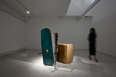 Exhibition view: Nairy Baghramian, Maintainers, Winsing Art Place, Taipei (16 July–13 November 2022). Courtesy Winsing Art Place. 