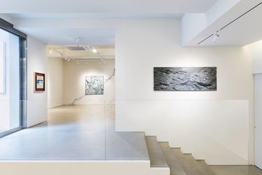 Exhibition view: 관계망 : Connectworking, Seojung Art Gangnam (July 29 – August 28 2022).