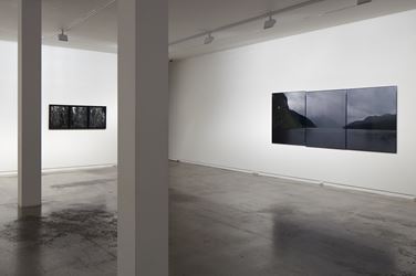 Exhibition view: Mark Adams, Views from Astronomer's Point, Two Rooms, Auckland (2 June–8 July 2017). Courtesy Two Rooms. 