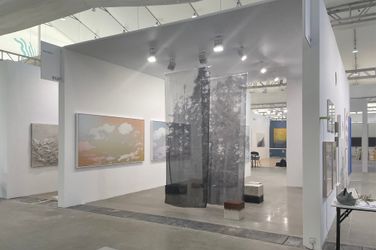Exhibition view: MAKI Gallery, West Bund Art & Design 2021 (11–14 November 2021). Courtesy MAKI Gallery, Tokyo. 