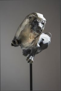 León Flotado by Alfredo Cota contemporary artwork sculpture