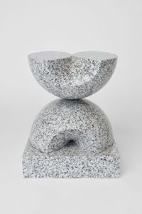 konstruktion aus zwei kugelförmigen ringen by Max Bill contemporary artwork sculpture